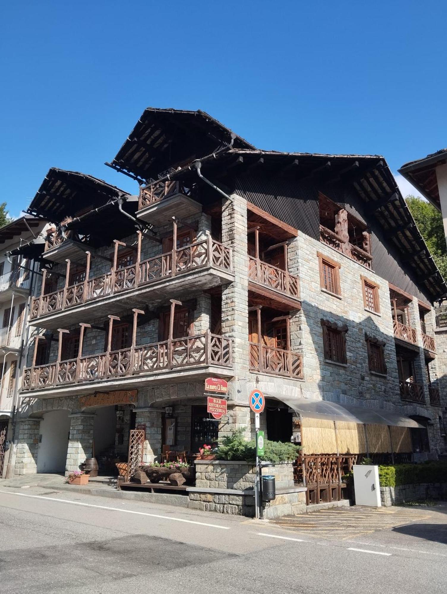 Stone House Viu - Location Blue Apartment ภายนอก รูปภาพ